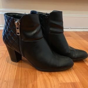 Black Bootie Heels Size 8